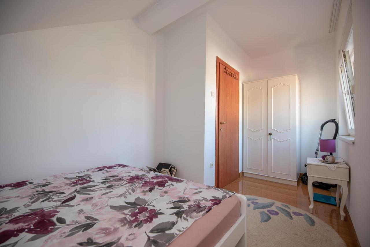 Apartman Pogled Trebinje Apartamento Exterior foto